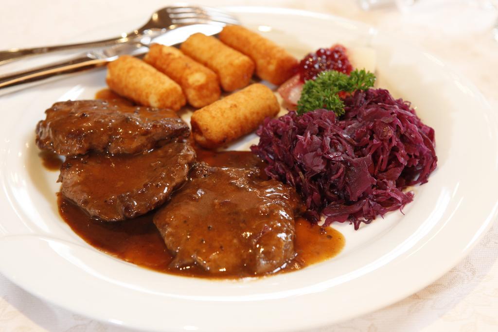 Hotel Hubertusstube 3*